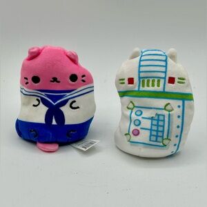 CATS vs PICKLES Surprise Mini Plush Cat Saylor #331 Lil Bit #170 Lot of 2
